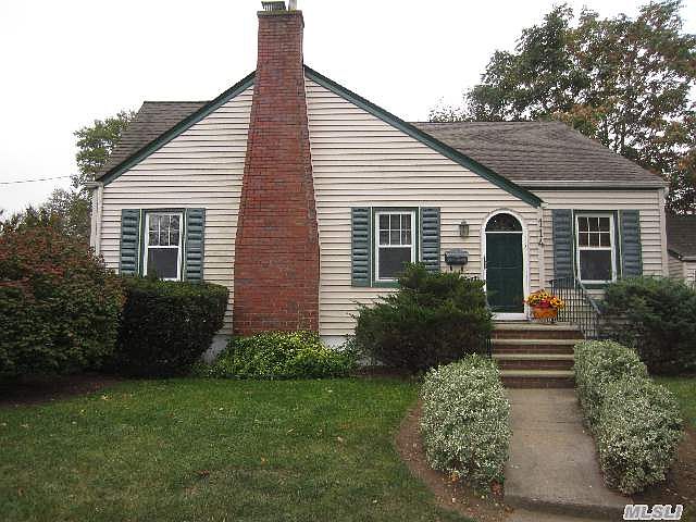 1st image of 114 Dikeman St