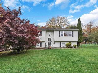 1 Seely Rd, Chester, NY 10918