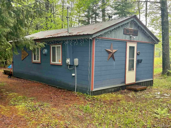 11281 County Road 440, Wetmore, MI 49895