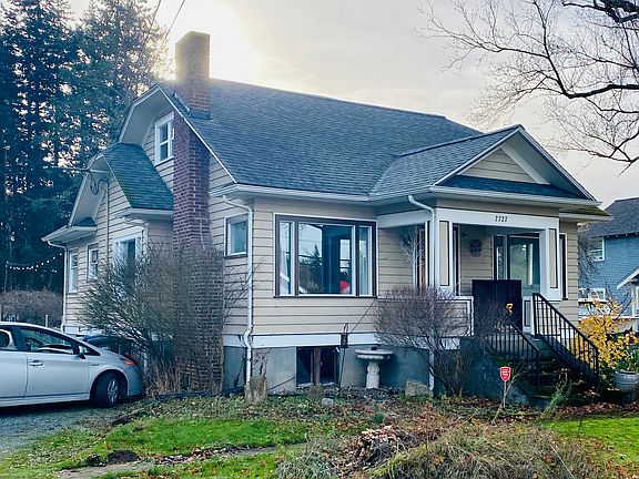 2nd image of 2727 Birchwood Ave