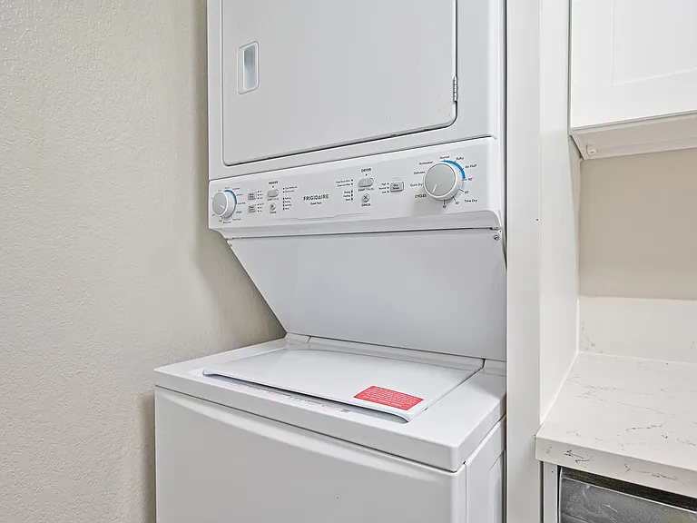Rollingwood Condominium Rentals — Photo 15