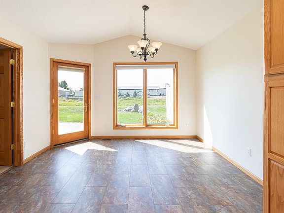 2nd image of 803 Morningside Dr