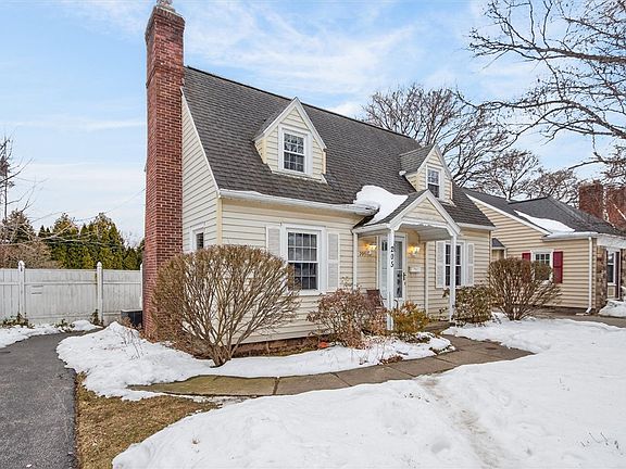 4th image of 205 Thorncliffe Dr