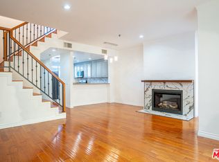 1030 S Norton Ave APT 6, Los Angeles, CA 90019