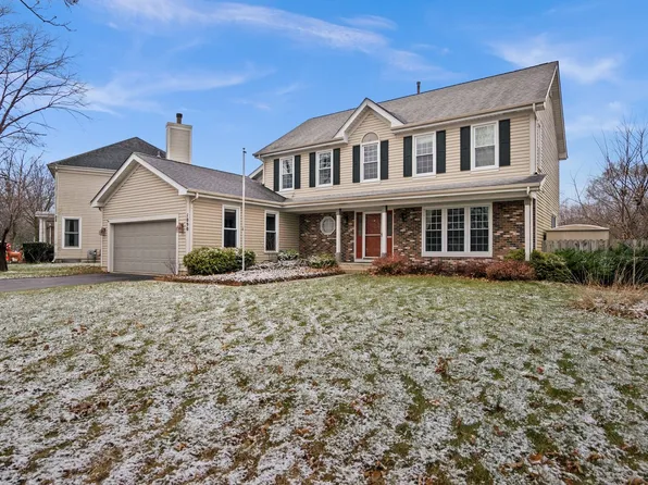 1090 N Elma Ave, Elgin, IL 60120