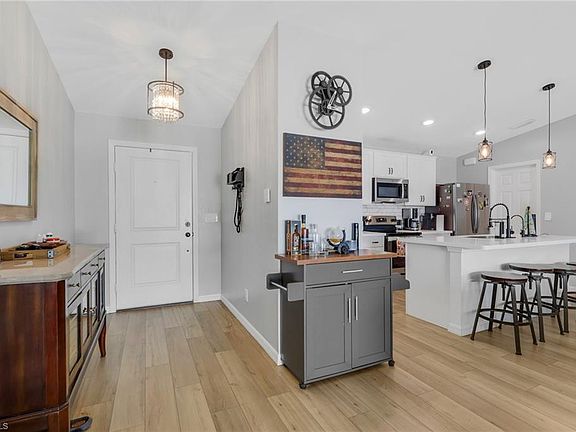 3rd image of 2903 NW 4th PL