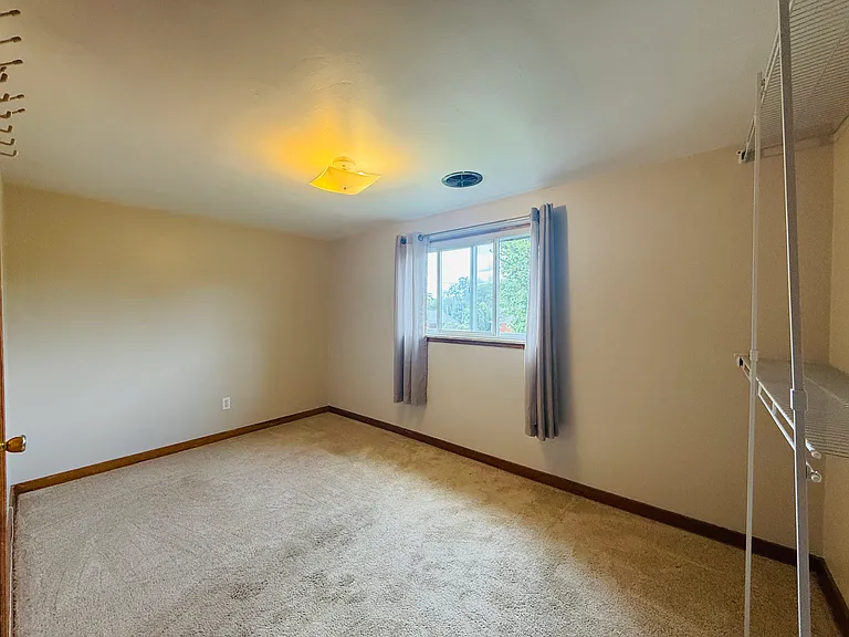 517 Center Ave #2 — Photo 18