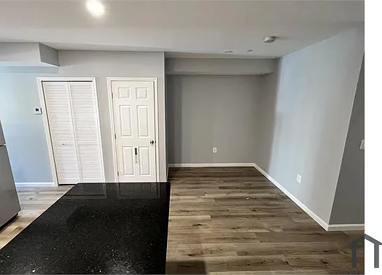 1709 E St NE #4 — Photo 3