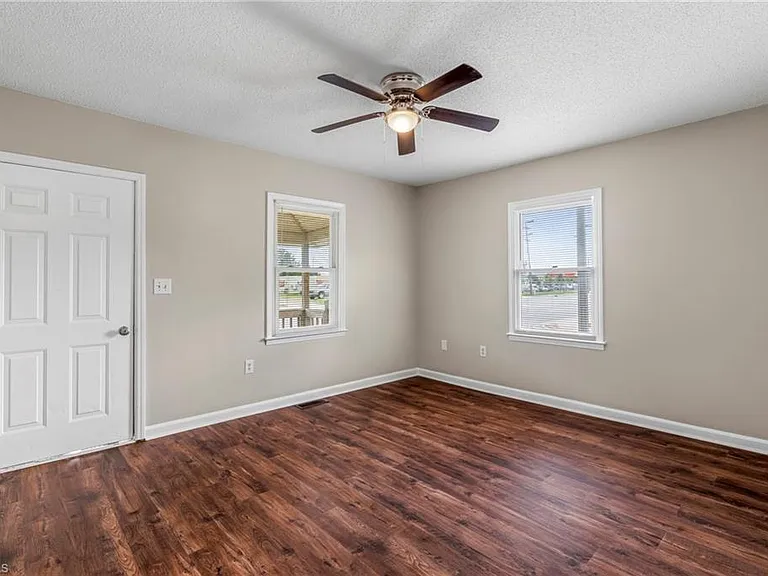 2210 E Market St — Photo 4