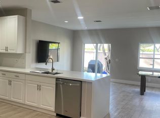 13227 NW 7th Dr, Plantation, FL 33325