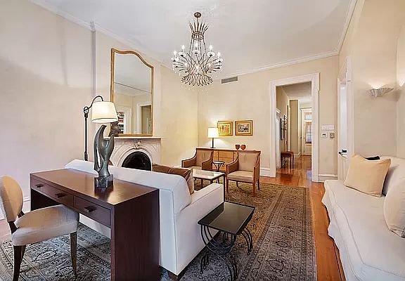5th image of 212 E 32nd St #Townhouse