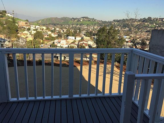 2nd image of 3422 Glenalbyn Dr APT 4