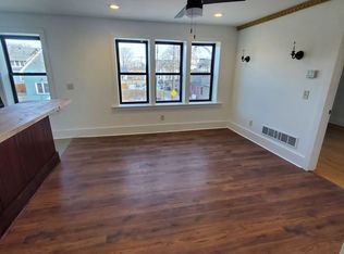 2123 W Mineral St #201, Milwaukee, WI 53204