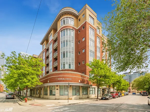 657 W Fulton St Unit 403, Chicago, IL 60661