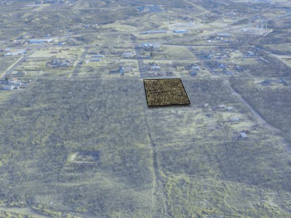 4th image of 101 N Lockhart St