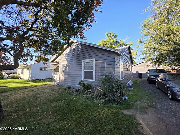4th image of 1406 S 5th Ave