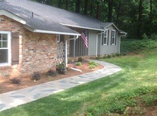 112 Creekwood Dr, Spartanburg, SC 29302