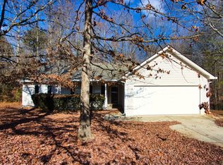 2804 James Henry Dr, Dacula, GA 30019