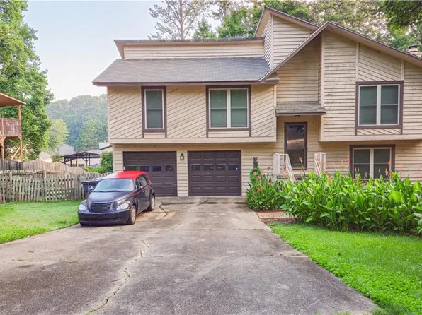 4737 Trailblazer Ct NW, Lilburn, GA 30047