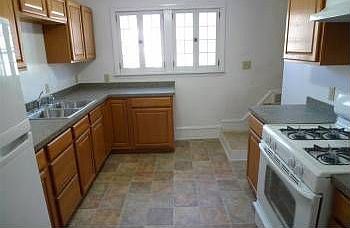 4th image of 3354 Newton Ave N