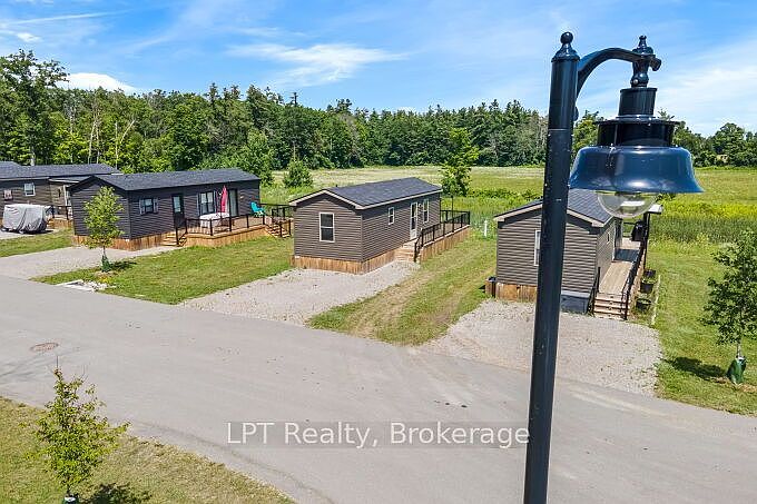 1st image of 1235 Villiers Line #Lba047