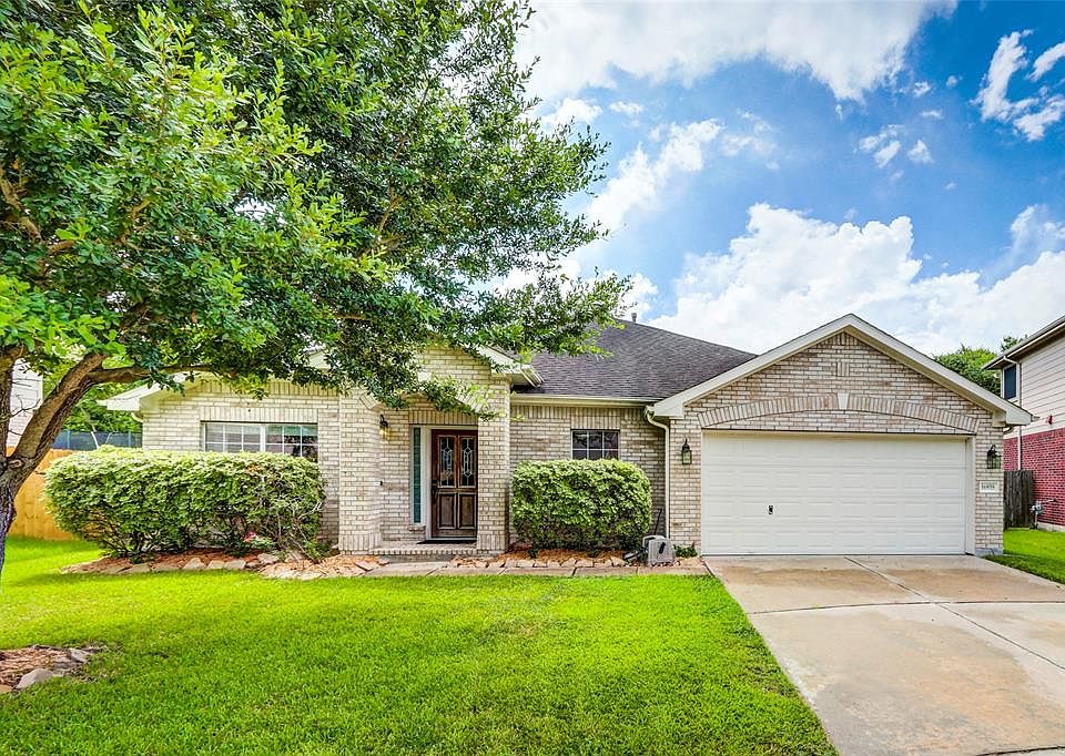 1st image of 16935 Canyon Springs Ln