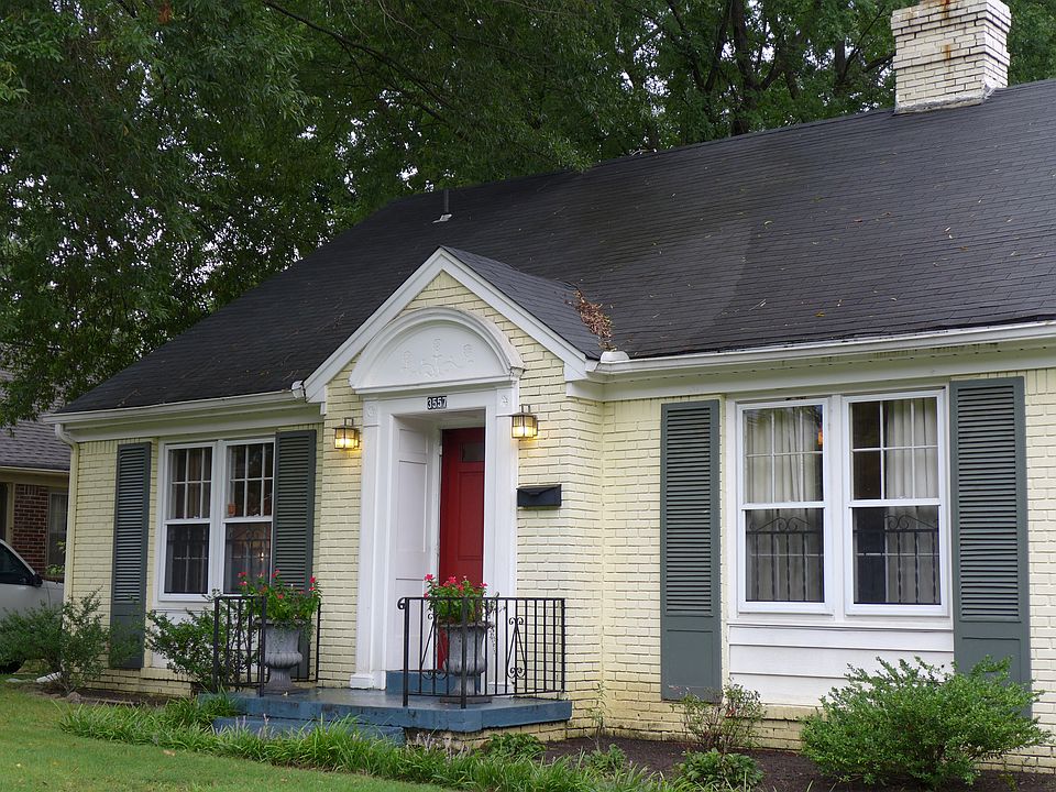 1st image of 3557 Charleswood Ave