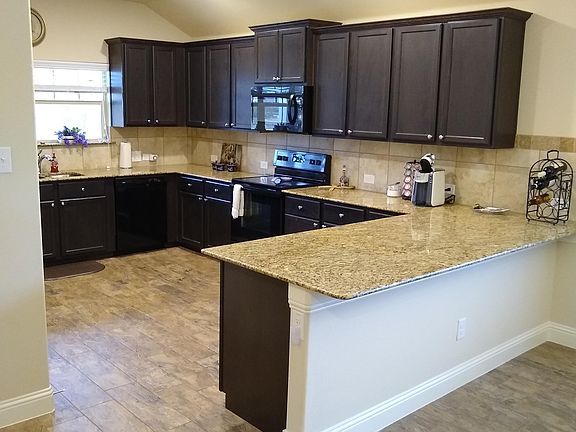 4th image of 341 Daleview Dr