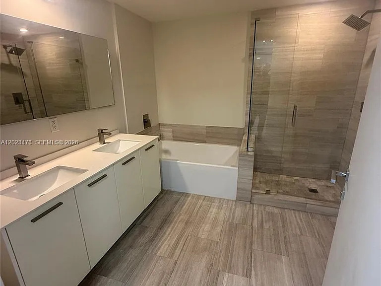 1300 Brickell Bay Dr #707 — Photo 22