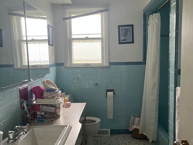 156 Cocksfield Ave — Photo 10