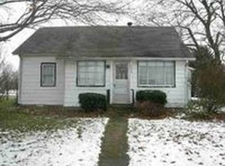 3175 S Country Club Rd, Warsaw, IN 46580