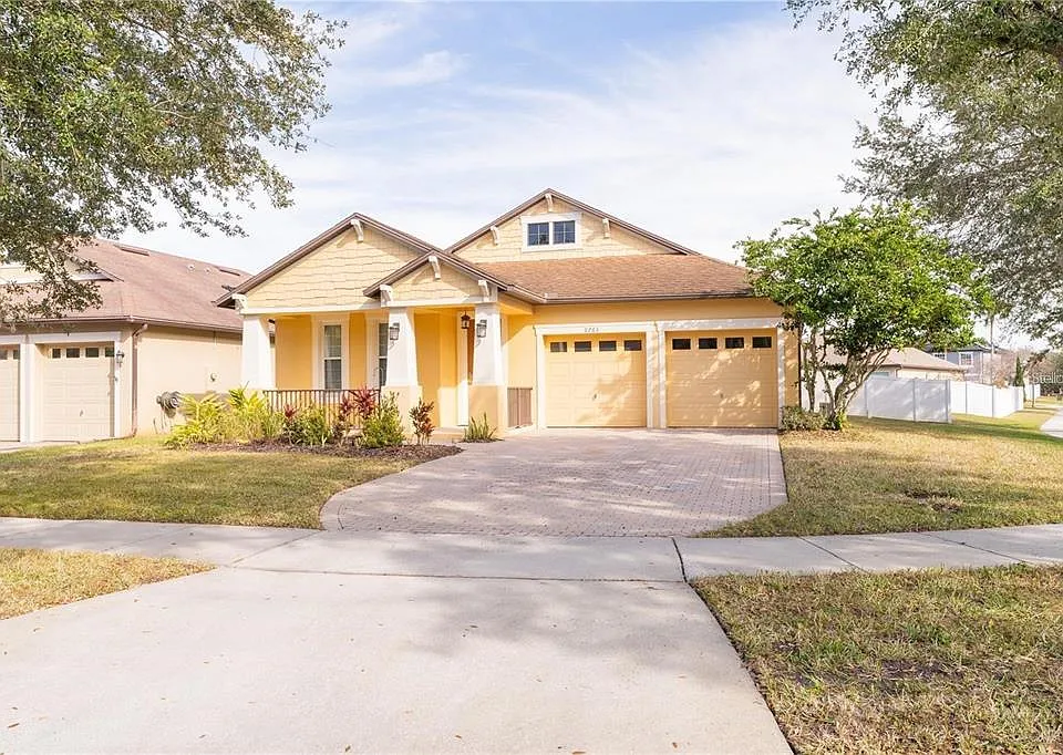 9763 Moss Rose Way