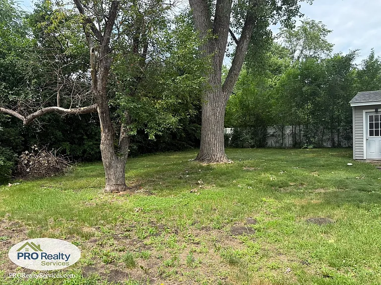 5611 Knox Ave N — Photo 13