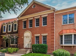 112 Gretna Green Ct, Alexandria, VA 22304