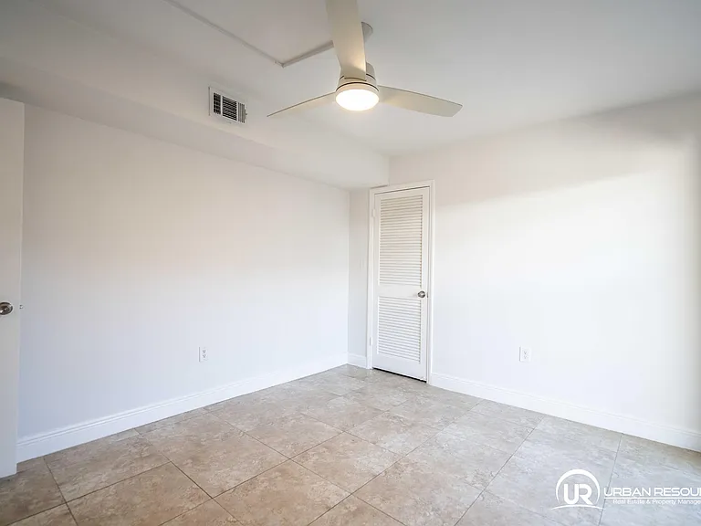 3265 Virginia St #11 — Photo 21