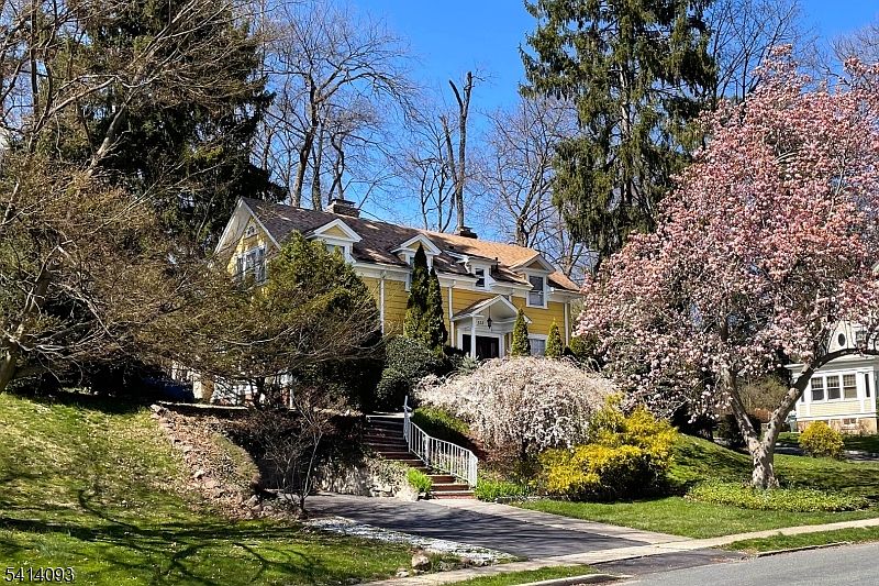 333 Hillside Pl, South Orange, NJ 07079 | Zillow