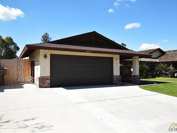 2nd image of 3605 El Hogar Ct
