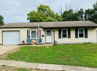 9712 Manhattan Dr, Cincinnati, OH 45251