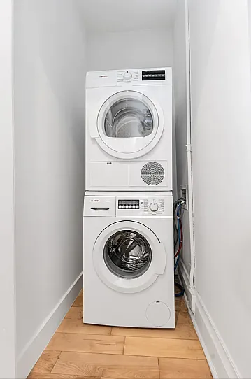 404 W 22nd St #1B — Photo 9