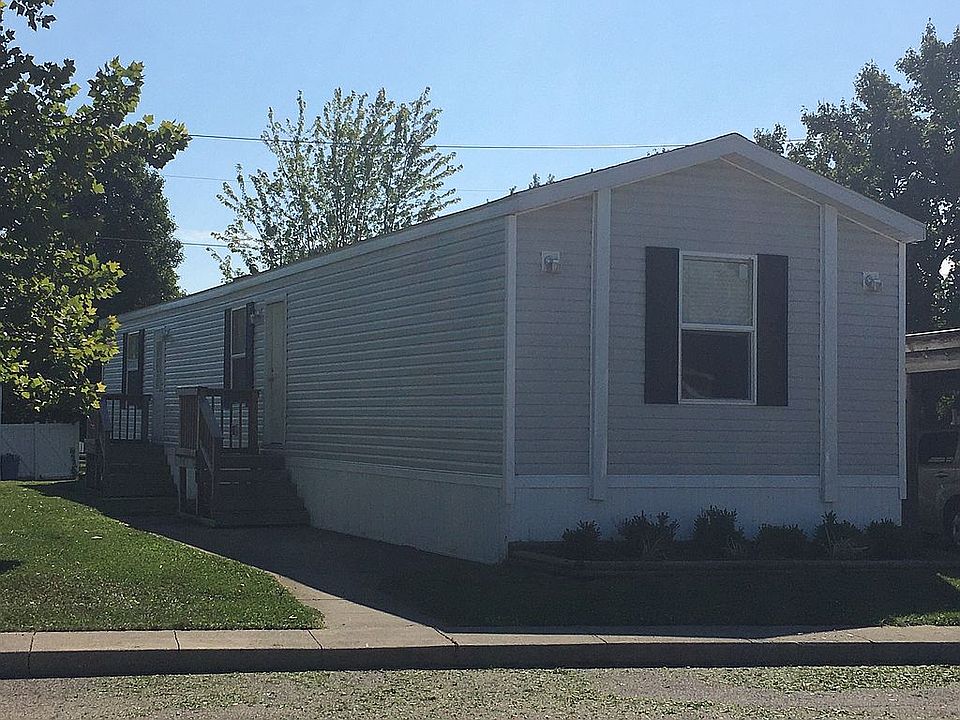 1st image of 521 Normandy Dr