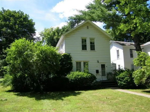 318 Ives Ave, Big Rapids, MI 49307