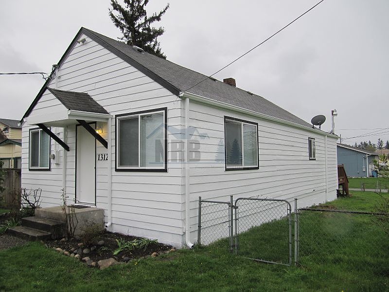 1st image of 1312 110th St S