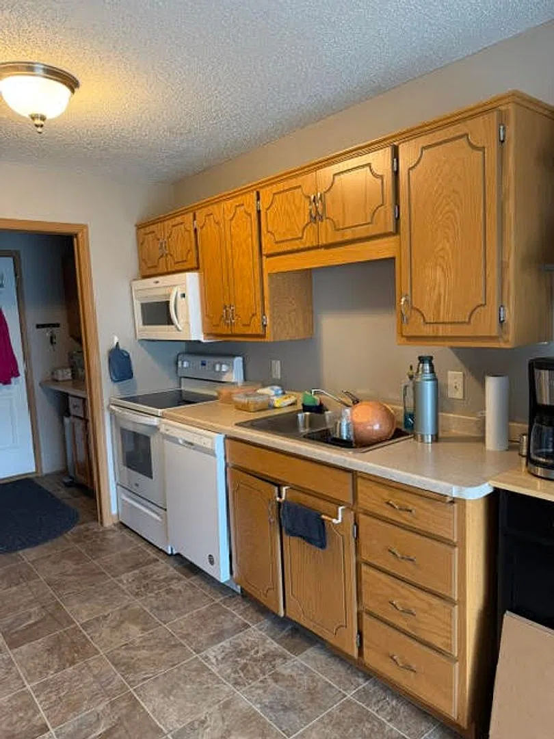 3 Bedroom Townhome in West St. Cloud — Photo 2