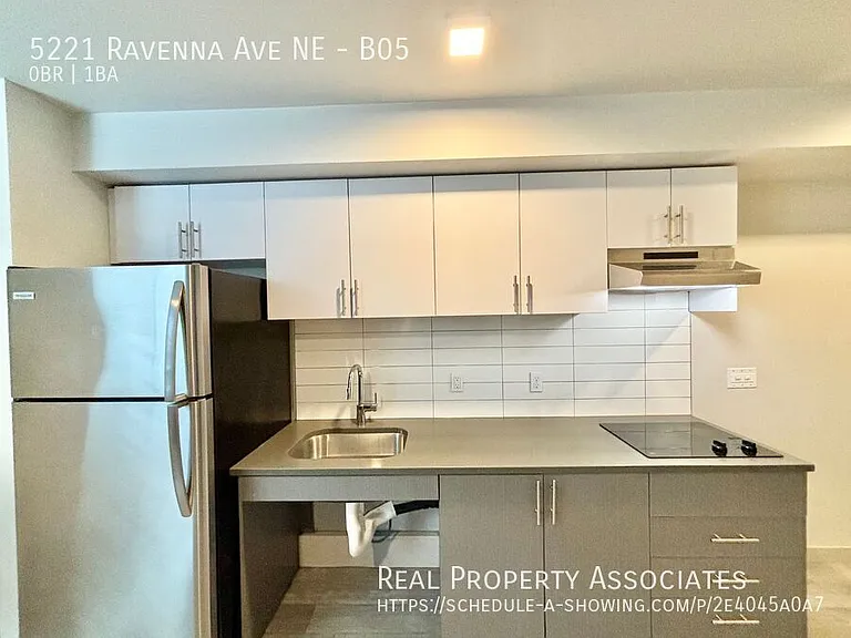 5221 Ravenna Ave NE — Photo 22