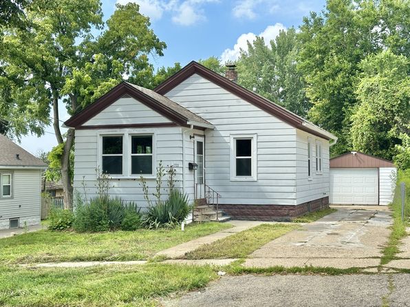 1722 Pershing Ave