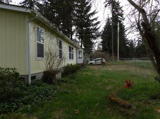 978 Tipsoo Loop N, Rainier, WA 98576