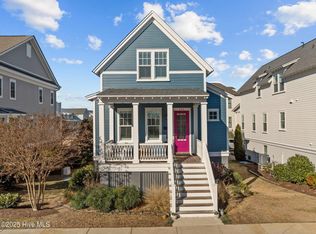 202 S Academy St, Washington, NC 27889