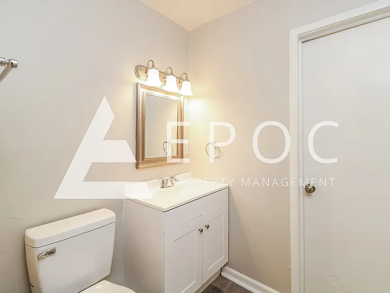836 E Devonshire St — Photo 13