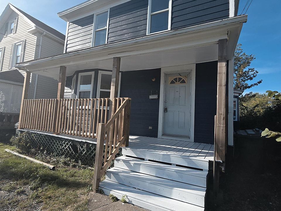 1st image of 31 Forbes Ct
