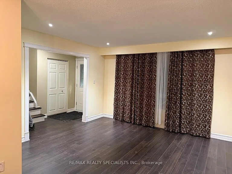 191 Phillip Murray Ave #UPPER — Photo 7